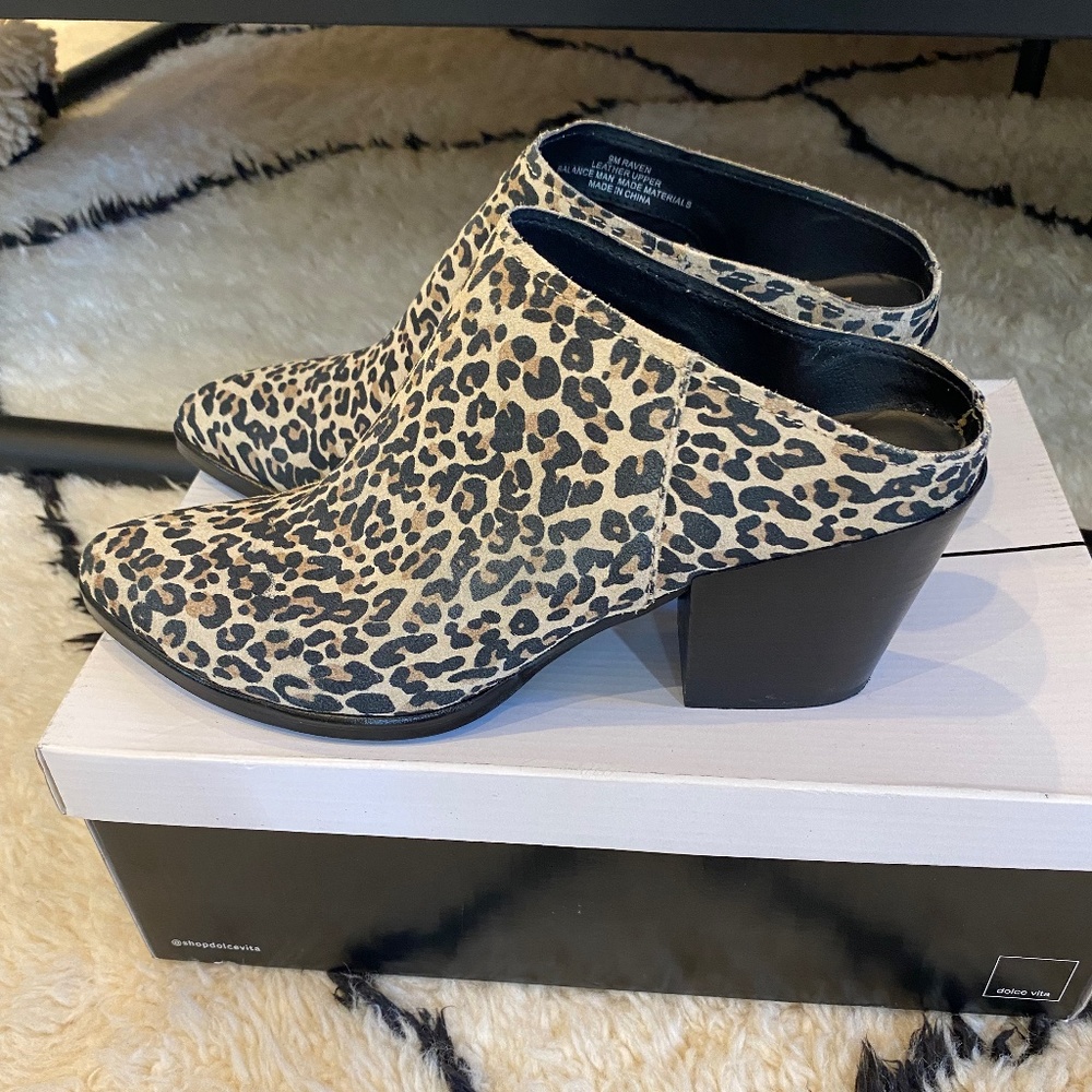 DOLCE VITA RAVEN MULE // Worn Only One Time